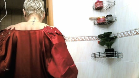 hot russian milf aimee sucking masturbates in shower         