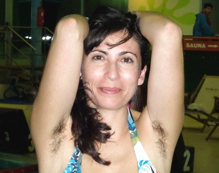 Amateur hairy armpits mature at the swimming pool