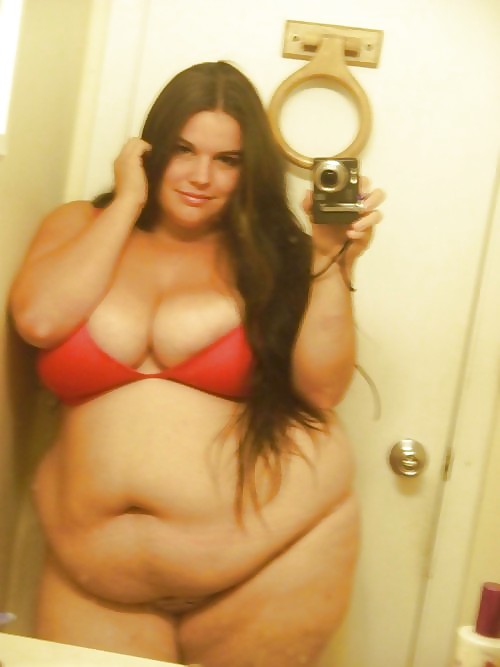 Chubby Selfshots 3 porn gallery