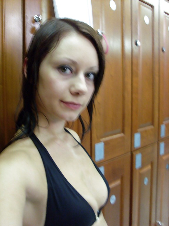 GORGEOUS BISEXUAL GIRLFRIENDS porn gallery