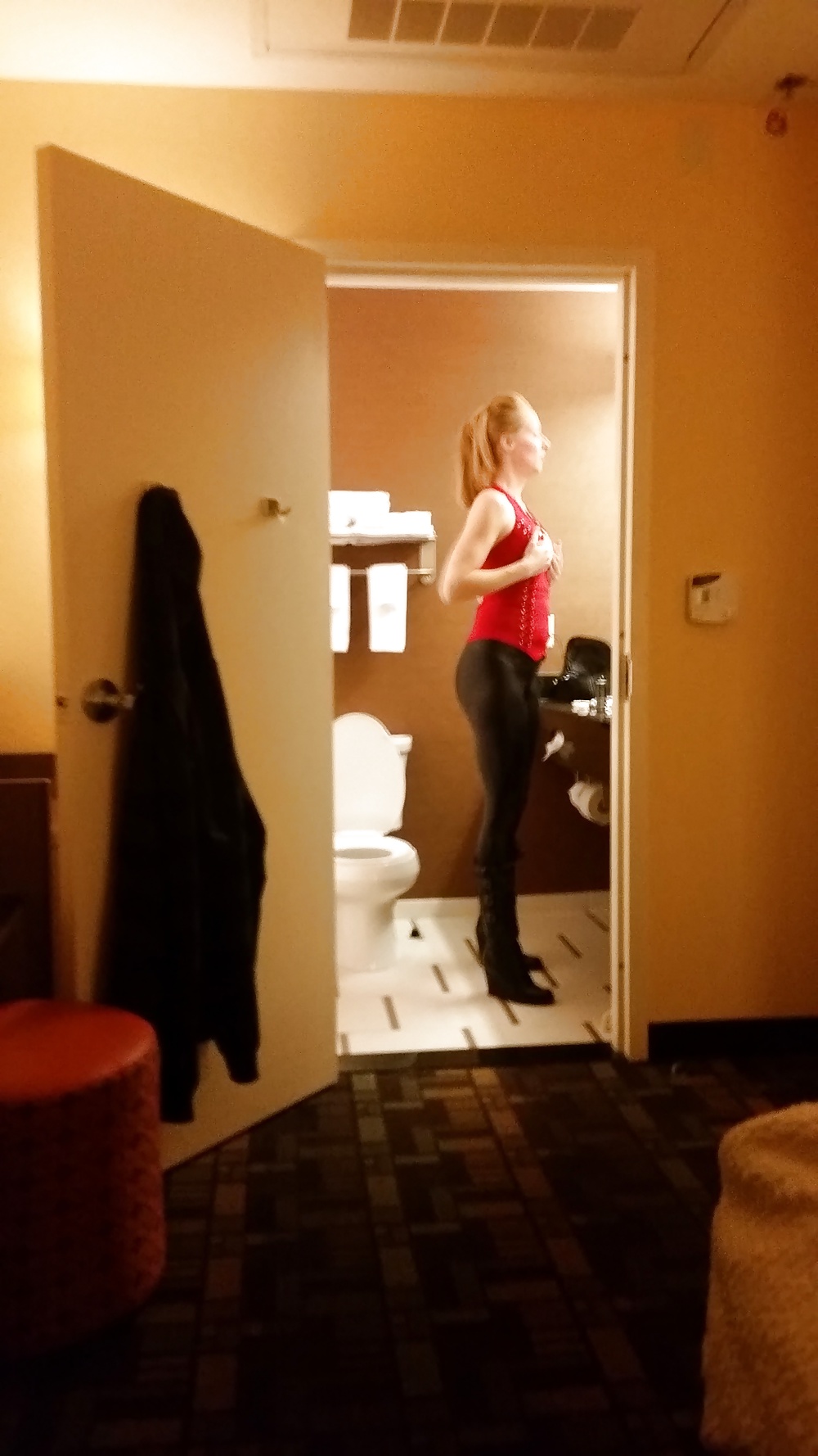 Wet look leggings porn gallery