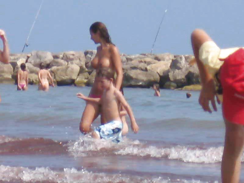 The beach 161 porn gallery