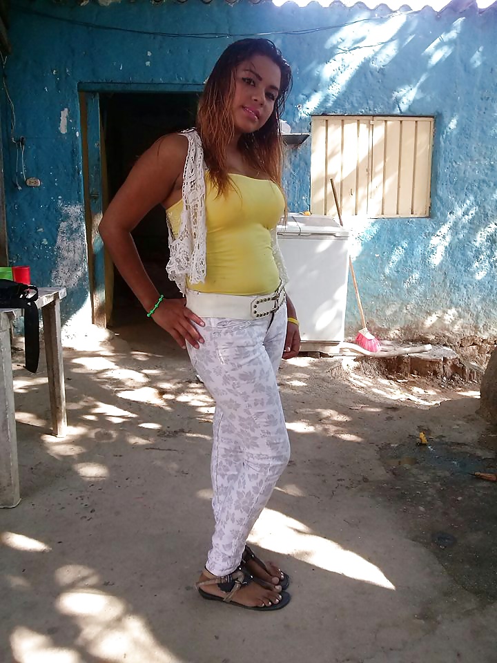 Morena chichona! porn gallery