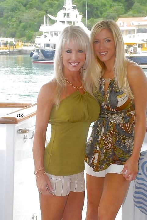 Left or right 2 porn gallery