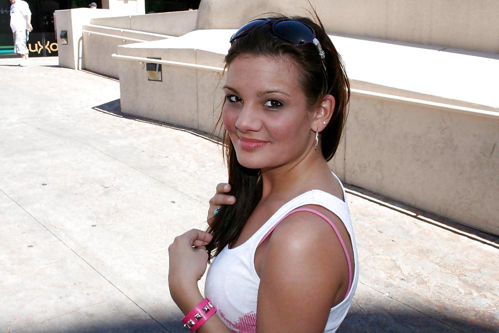 Leslie Little porn gallery