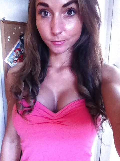 Facebook Girls # 14 porn gallery