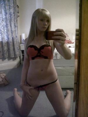 Teen blonde Jennifer selfshots porn gallery