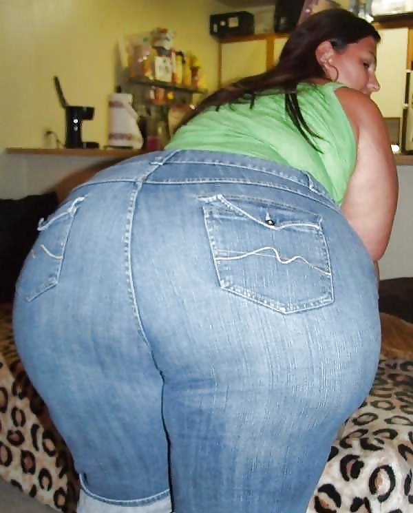 Mature big asses in jeans! Amateur collection! porn gallery