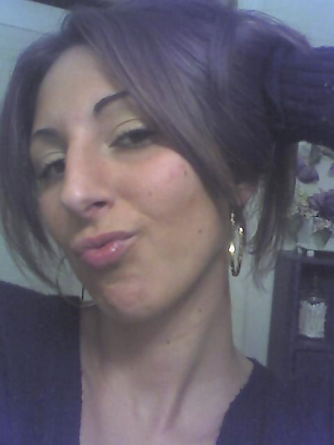 Slut Mandi for tributes porn gallery