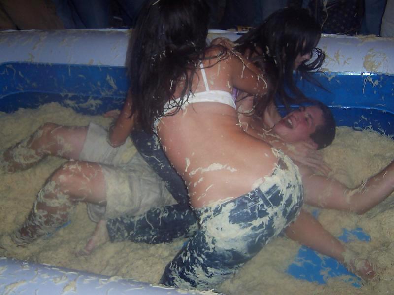 Bra Babes 80 porn gallery