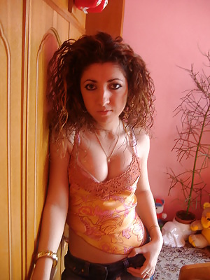 Seren 18 year old Turkish Teen porn gallery