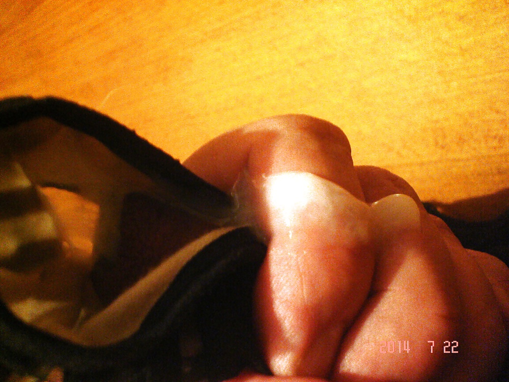 very, very little black thong my SD porn gallery