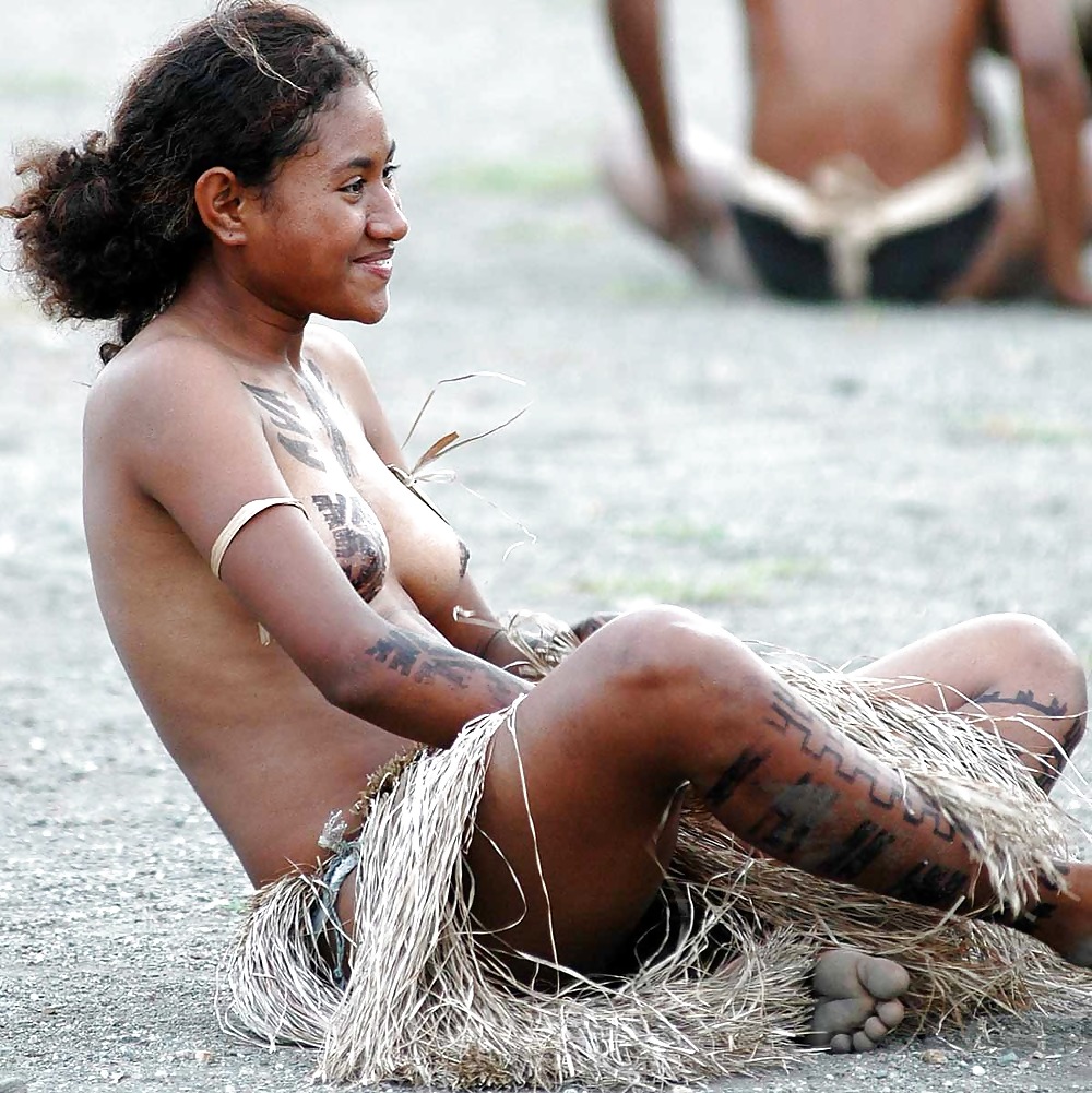 Samoan Wife Girl Nude Cambridge Desnudo Calendar