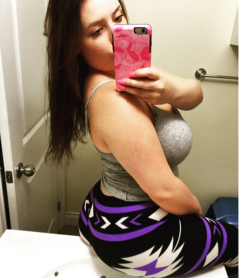 Thick White Girl - NN porn gallery