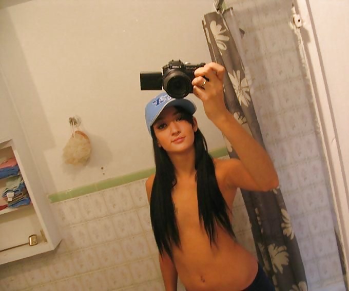 self shoot sexy girl C porn gallery