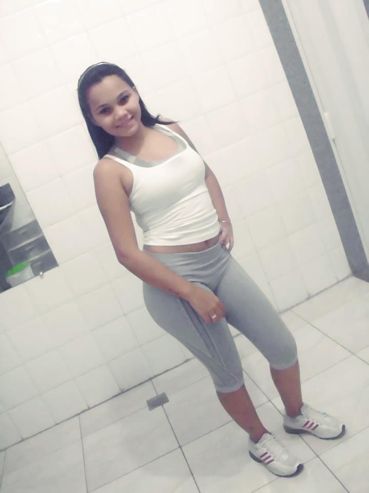 FACEBOOK Izabelli B.Alves porn gallery