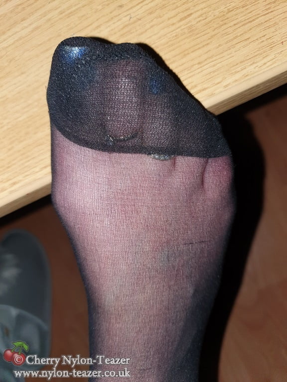 Back in Black - Pantyhose & Toes - 16 Photos 