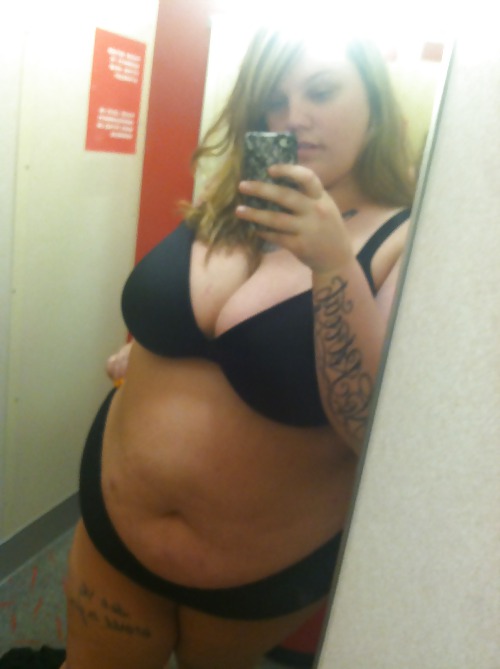 Chubby Selfshots 3 porn gallery