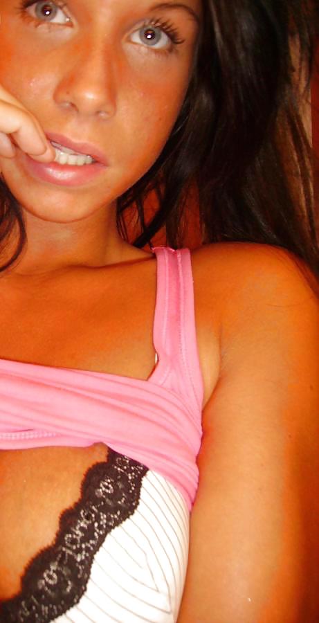 Amazing EyEz porn gallery