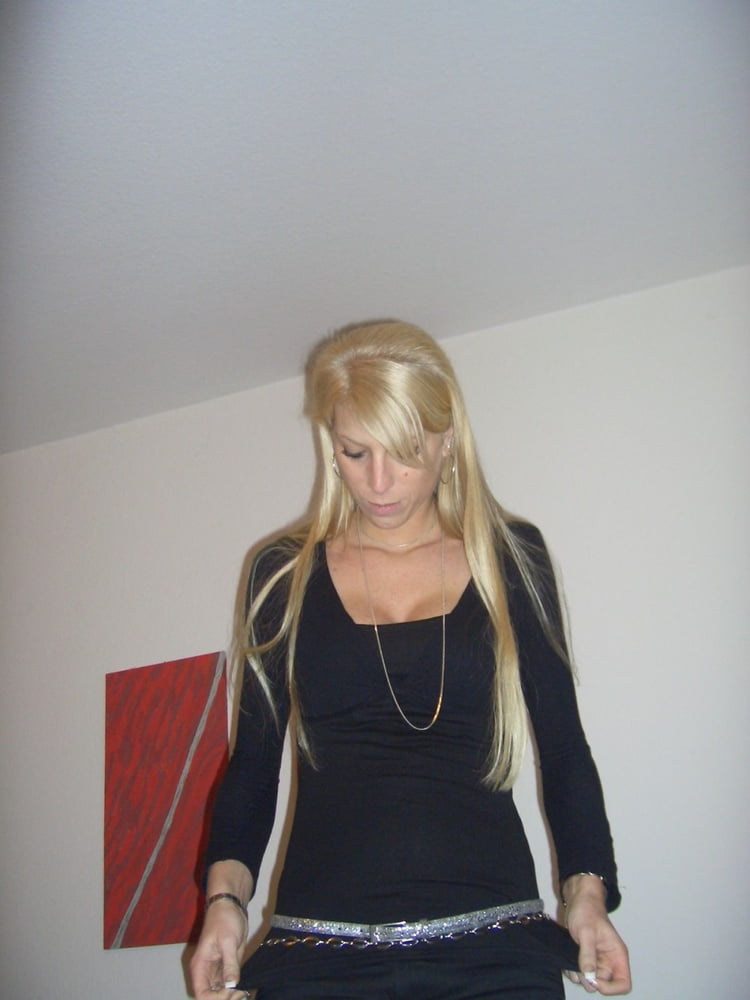 Geile Deutsch Fickschlampe photo #325232814