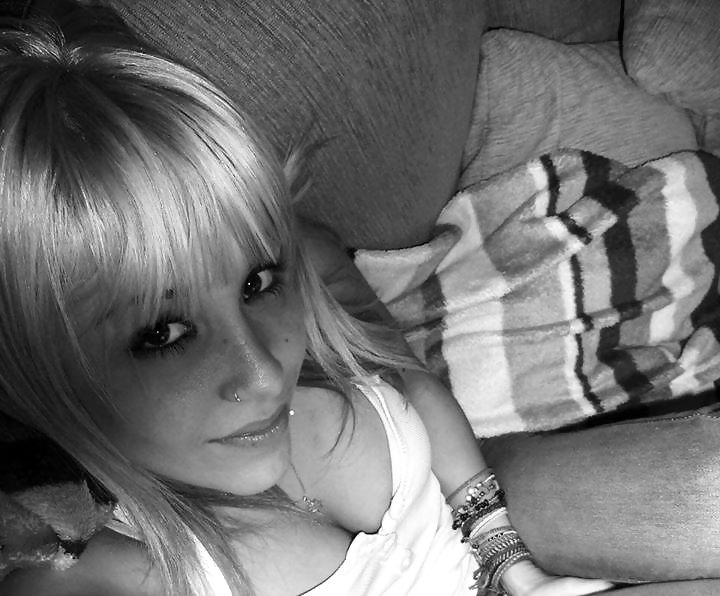 Alba Riesco Garcia porn gallery