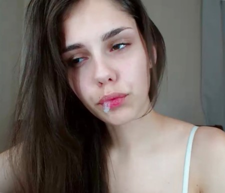 Web cam girl making me cum