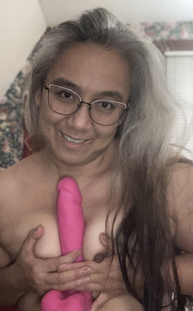 Sexy MILF Cheating Horny Chubby Thick Curvy Wife Big Tits GF