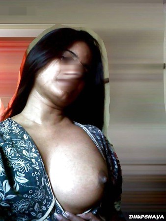 Indian babe down blouse and bra exposing lovely boobies