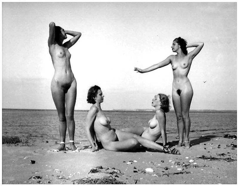Vintage lady's &  Sand-num-002 porn gallery