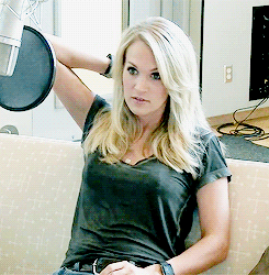 Carrie Underwood Interview Gifs - 58 Photos 
