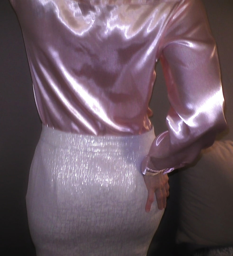 Silky satin blouse and panty sex - 28 Pics 