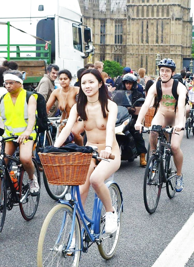 2015 UK Naked Bike Ride Asian Girls porn gallery