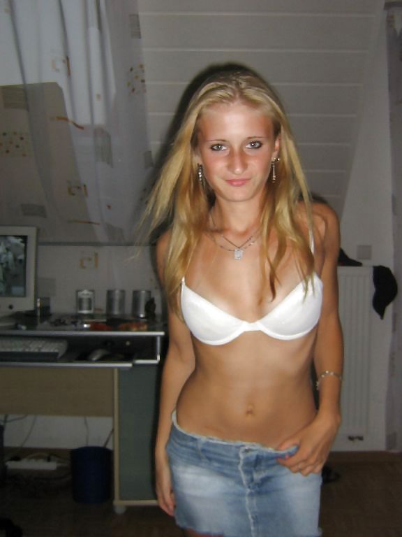 Sexy blonde german girl porn gallery