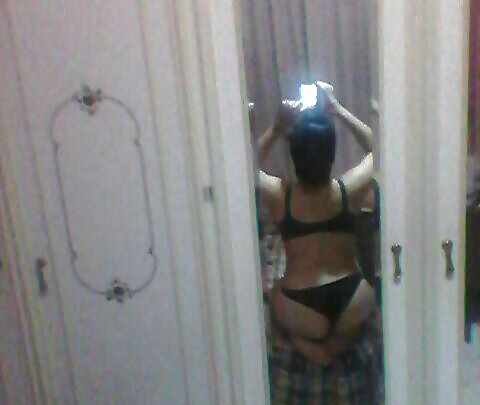 Hijab Bitch Nadia porn gallery