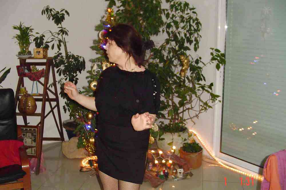 Clotilde undress for you porn gallery