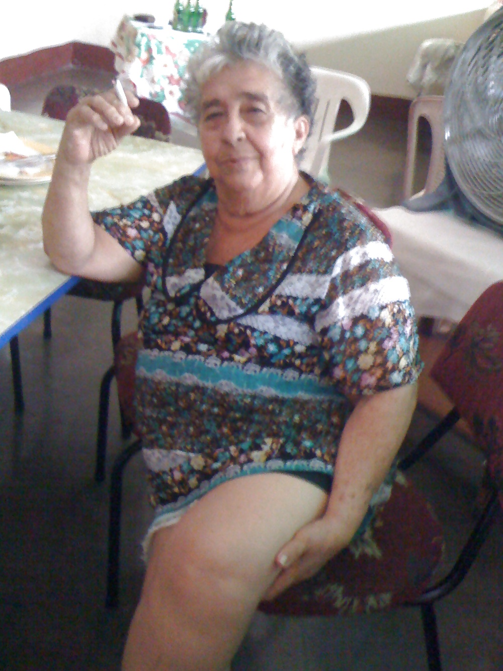 Abuela Lida porn gallery