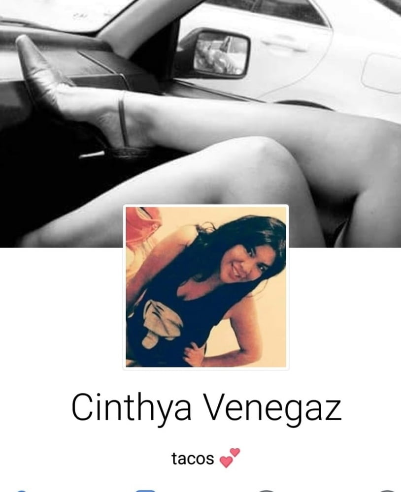 Cinthya Venegaz - 18 Photos 