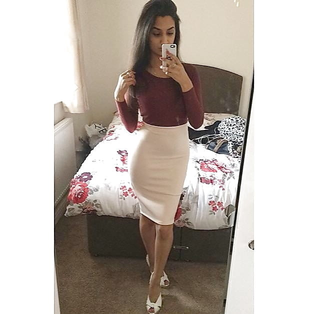 Sexy Indian & Paki babes porn gallery