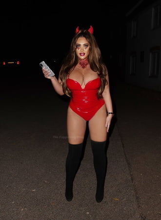 lauren goodger         