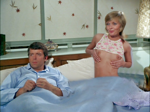 Uhm I Don T Remember This Episode Of The Brady Bunch 1 Pics Xhamster