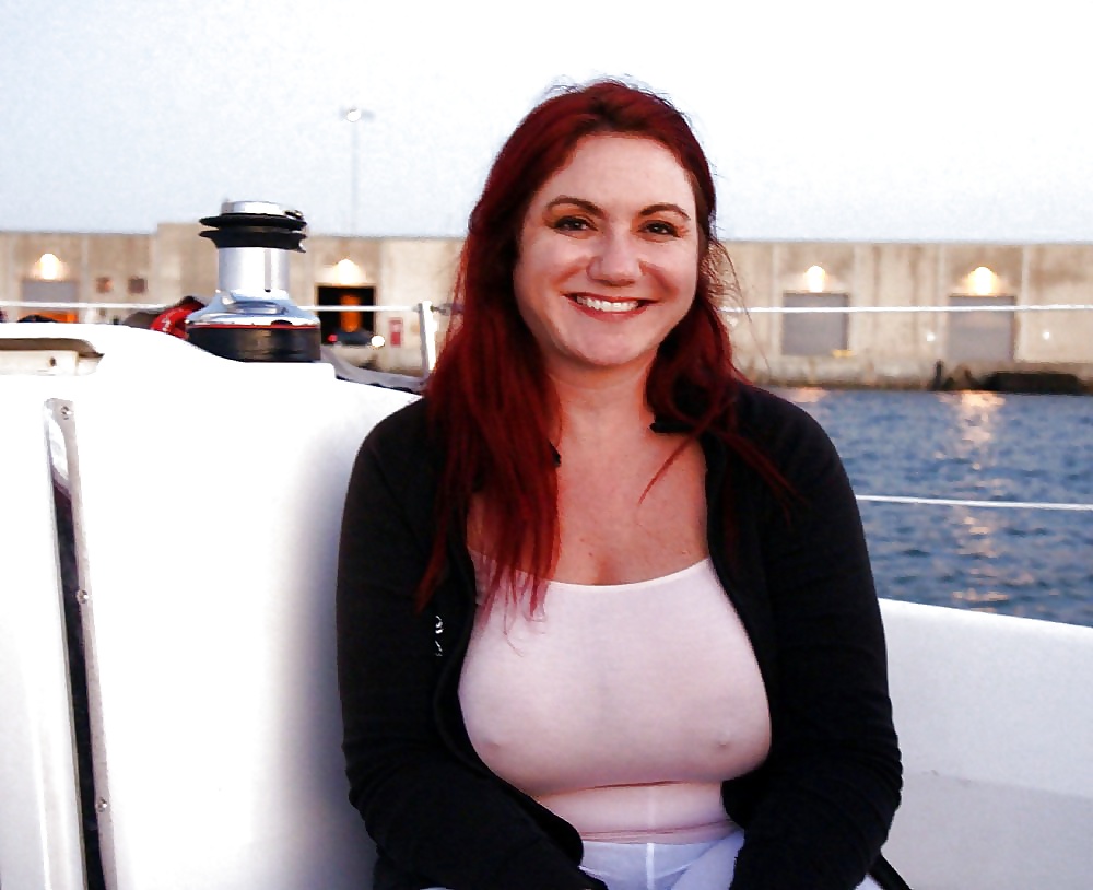 Braless , see through ,  no Bra , nippel porn gallery