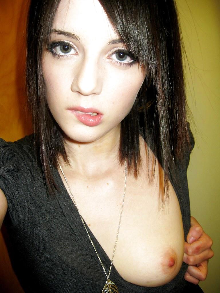 25-Teen breasts ass dildo porn gallery