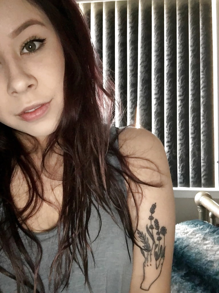 Sexy Isabel porn gallery