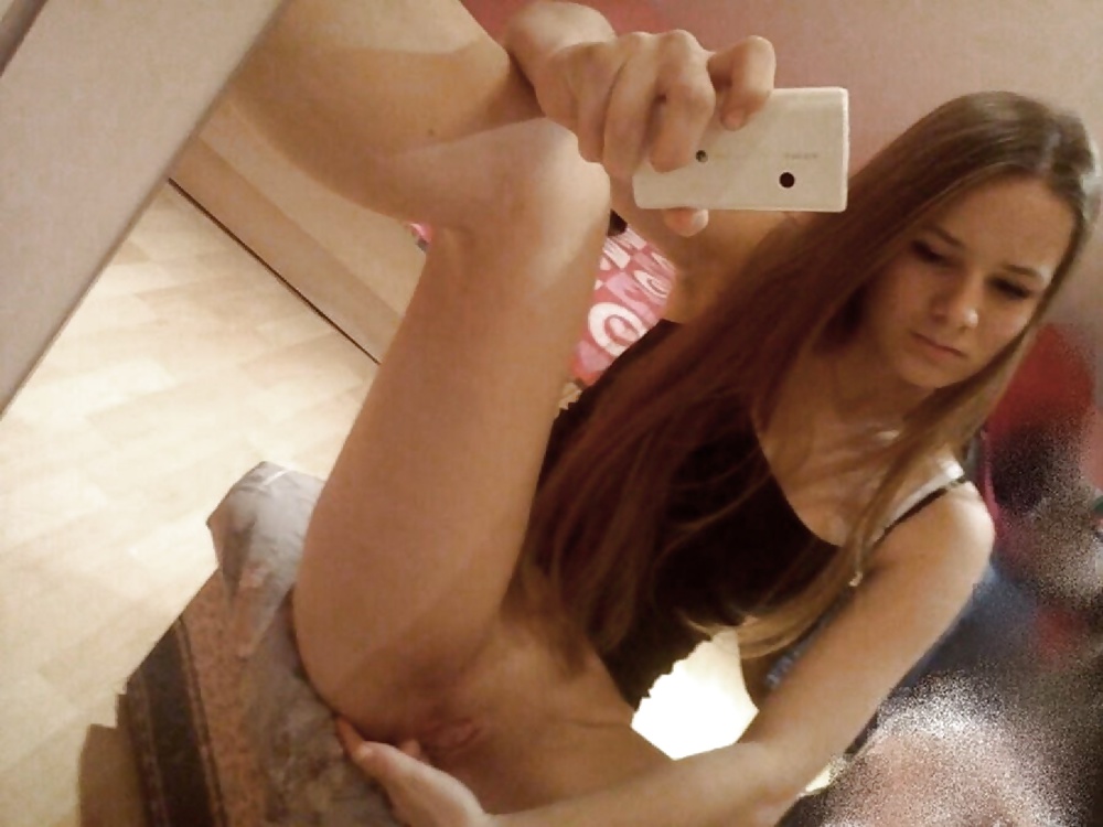 Horny Silly Selfie Teens (113) porn gallery