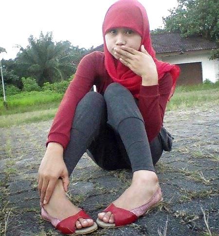 hijab turban malay tudung teen feet soles ayak porn gallery