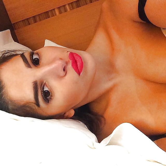 Handpicked Amateurs 332 porn gallery