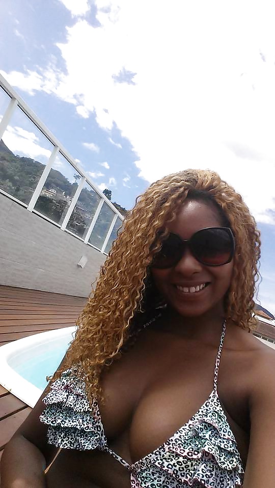 Pretty Brazilian Ebonys porn gallery
