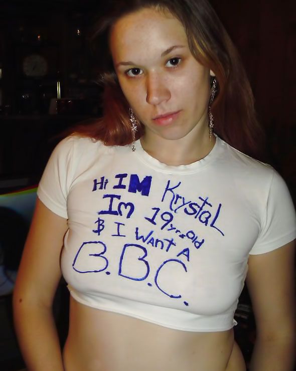 YOUNG WHITE SLUTS SHOWING THEIR PREFERENCE FOR THE BBC porn gallery