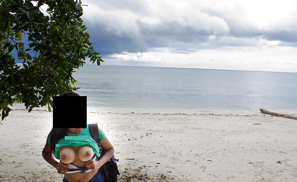 Desi Showing Assets 51 porn gallery