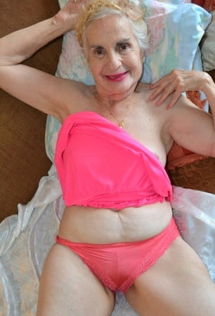 Granny In Her Panties Pic